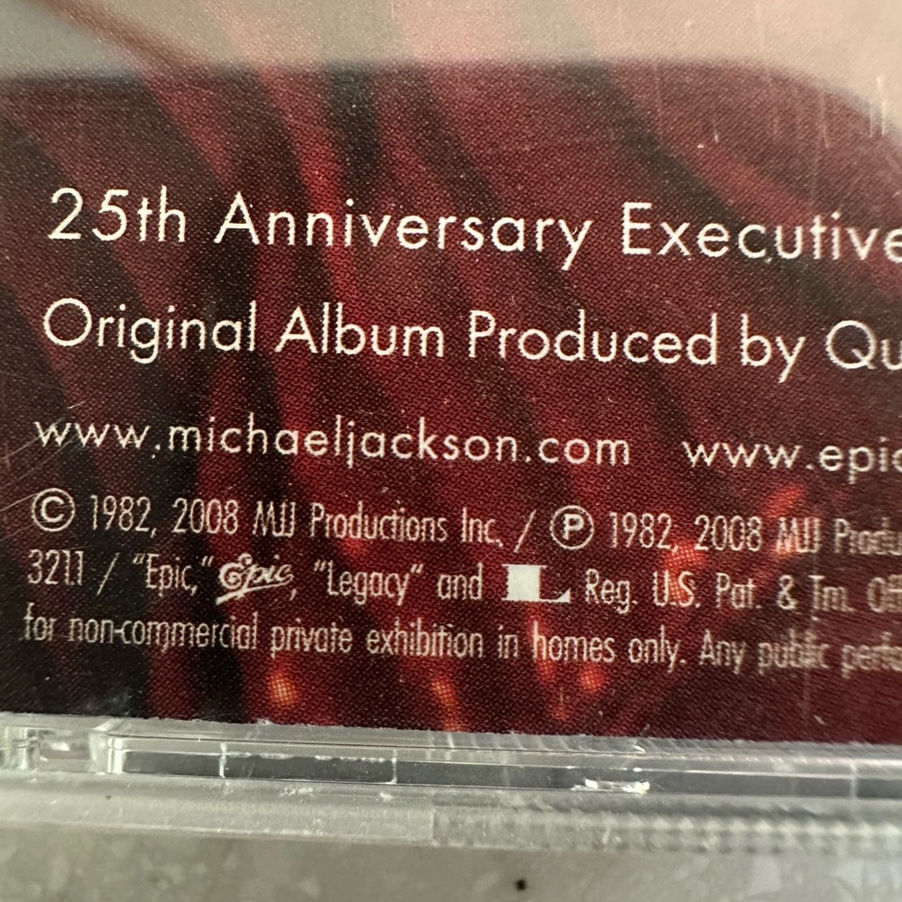 Michael Jackson Thriller 25th Anniversary CD & DVD Collection! - Picture 4 of 13